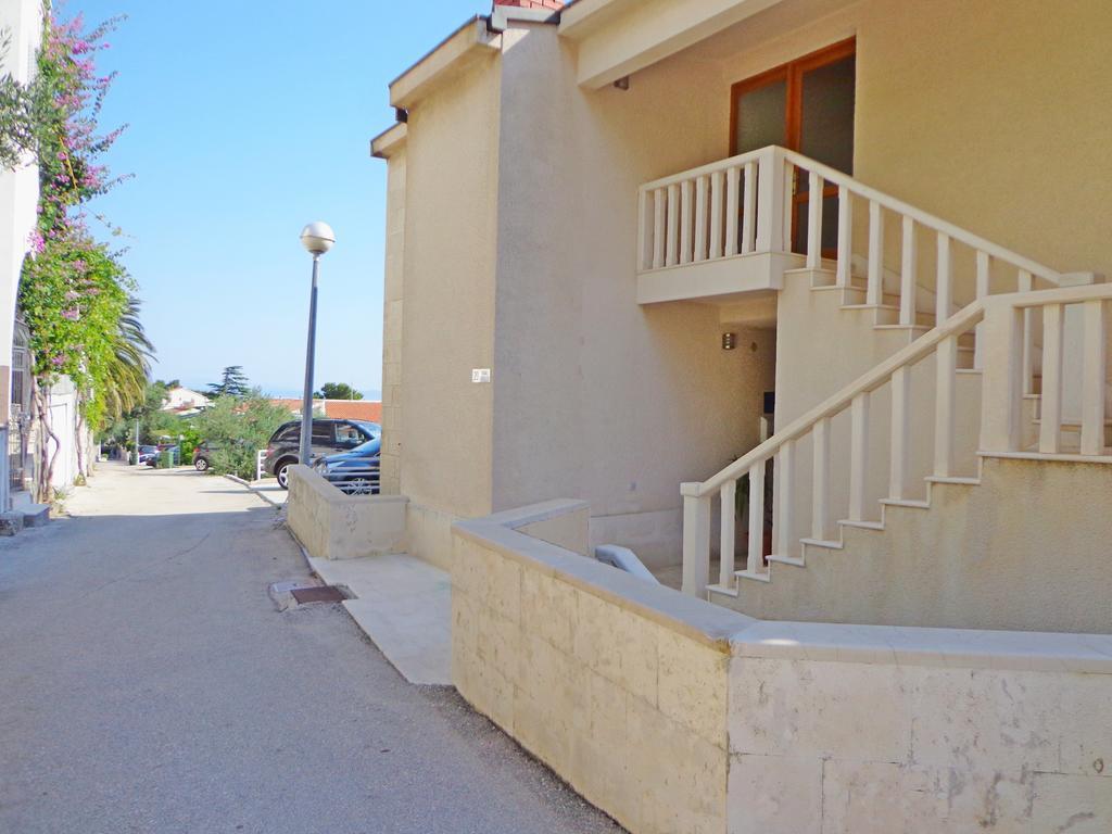 Guesthouse Matko Брела Экстерьер фото